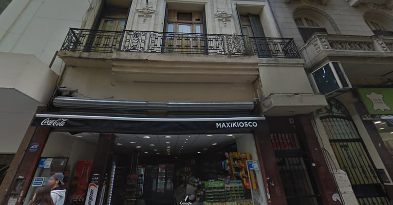 Hotel Mavalau en la zona Obelisco en San Nicolás