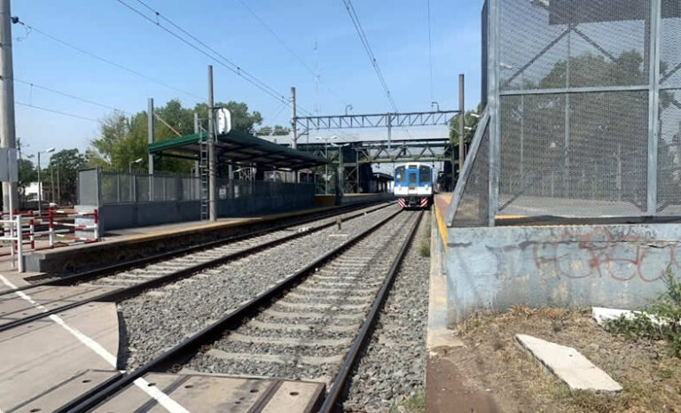Estación Alejandro Korn (Tren Roca) Urbano Cotidiano