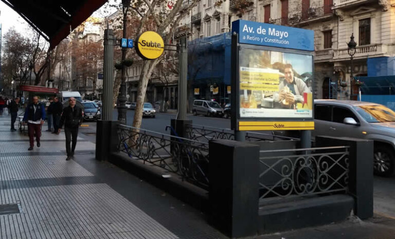 Estación Avenida de Mayo del Subte de Buenos Aires - Linea C - Urbano