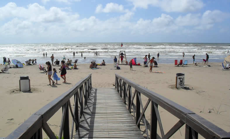 Playa de las toninas.